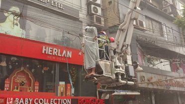 মিরপুরে বাণিজ্যিক ভবনে আগুন, নারীসহ নিহত ২