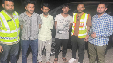 পেট্রোল পাম্প কর্মচারীকে ছুরিকাঘাত, গ্রেফতার ৩