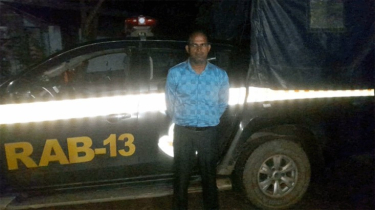 ট্রাক আটকে এনসিপি নেতা চাঁদা দাবি, সেনাবাহিনীর হাতে গ্রেফতার