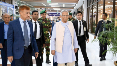 রোমের উদ্দেশে ঢাকা ছাড়লেন প্রধান উপদেষ্টা