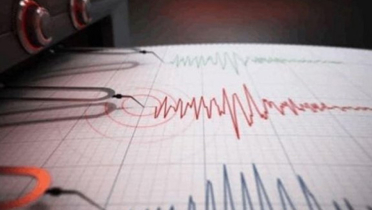 ফের ভূমিকম্পে কাঁপল রাজধানীসহ দেশের বিভিন্ন অঞ্চল