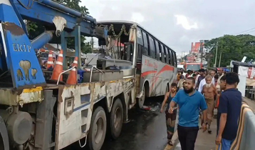 দুই বাসের মুখোমুখি সংঘর্ষে নারীসহ নিহত ৩