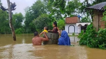 নতুন এলাকা প্লাবিত, আশ্রয়ের খোঁজে মানুষ