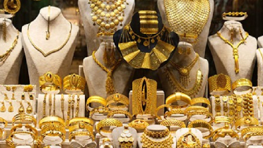 দেশে রেকর্ড দামে বিক্রি হচ্ছে স্বর্ণ, আজকের বাজারদর জেনে নিন