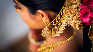 সাতসকালে স্বর্ণের দামে বড় লাফ, আজ থেকেই কার্যকর