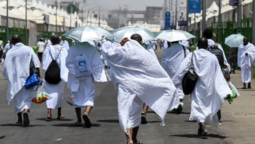 অবৈধ হজযাত্রীদের আশ্রয় দিলে ১ লাখ রিয়াল জরিমানা