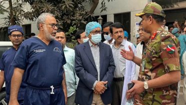 ‘হাসপাতালে কাউকে দালালি করতে দেয়া হবে না’ ‘হাসপাতালে কাউকে দালালি করতে দেয়া হবে না’