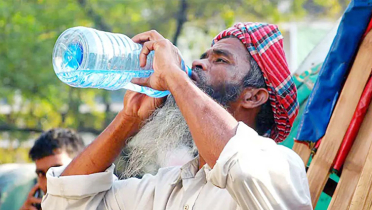তীব্র গরমে হিটস্ট্রোক থেকে বাঁচার উপায়