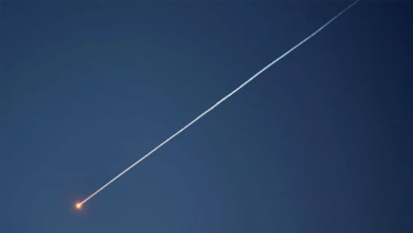 ইরানের পক্ষে ইসরায়েলে দ্বিতীয় দফা ক্ষেপণাস্ত্র হামলা হুথিদের ইরানের পক্ষে ইসরায়েলে দ্বিতীয় দফা ক্ষেপণাস্ত্র হামলা হুথিদের