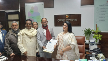 টাঙ্গাইল-৫ আসনে মনোনয়নপত্র জমা দিলেন টুকু টাঙ্গাইল-৫ আসনে মনোনয়নপত্র জমা দিলেন টুকু