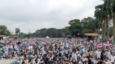 জামায়াতের সমাবেশ: সোহরাওয়ার্দী উদ্যানে নেতাকর্মীদের ঢল