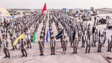 হরমুজ প্রণালিতে নৌ মহড়ার আগে ইরানকে সতর্ক করল যুক্তরাষ্ট্র হরমুজ প্রণালিতে নৌ মহড়ার আগে ইরানকে সতর্ক করল যুক্তরাষ্ট্র