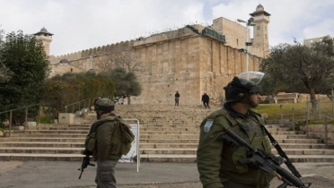 ফিলিস্তিনিদের ওপর নিষেধাজ্ঞা, ইব্রাহিমি মসজিদ বন্ধ ফিলিস্তিনিদের ওপর নিষেধাজ্ঞা, ইব্রাহিমি মসজিদ বন্ধ