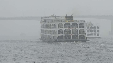 নৌযান চলাচল নিয়ে সতর্কবার্তা আবহাওয়া অফিসের