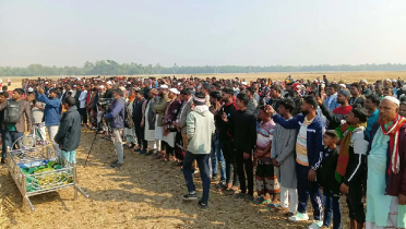 শিশু সাজিদের জানাজায় মানুষের ঢল, দাফন সম্পন্ন