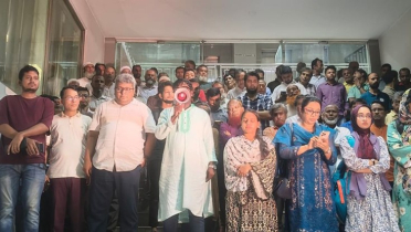 বকেয়া বেতনের দাবিতে জনকণ্ঠকের সাংবাদিকদের আল্টিমেটাম