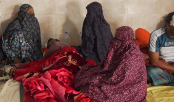 বিয়ের দাওয়াত পাননি তাই সংঘর্ষ, আহত-১০, পুলিশ মোতায়েন বিয়ের দাওয়াত পাননি তাই সংঘর্ষ, আহত-১০, পুলিশ মোতায়েন