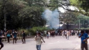 জবি শিক্ষার্থীদের কর্মসূচিতে পুলিশের টিয়ারশেল-সাউন্ড গ্রেনেড নিক্ষেপ