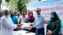 বিনামূল্যে কৃষদের মাঝে বীজ-সার বিতরণ