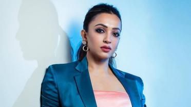 এবার আইনি লড়াইয়ে কৌশানী