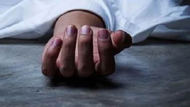 বাথরুমে ঝুলছিল শিক্ষার্থীর মরদেহ বাথরুমে ঝুলছিল শিক্ষার্থীর মরদেহ