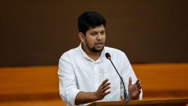 সরকার যে কারণে কাঙ্ক্ষিত কাজ করতে পারছে না, জানালেন তথ্য উপদেষ্টা