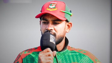 সিরিজ হারের দায় নিজের কাঁধে নিলেন মিরাজ