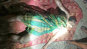 যুবককে কুপিয়ে হত্যা যুবককে কুপিয়ে হত্যা