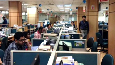 নতুন সময়সূচিতে চলছে অফিস-আদালত 