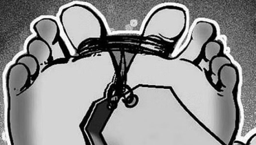 হাত-পা বাঁধা অবস্থায় স্কুলছাত্রীর মরদেহ উদ্ধার