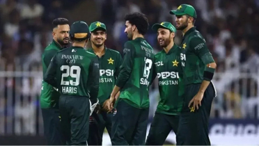 বর্জনের গুঞ্জনের মধ্যেই বিশ্বকাপ দল ঘোষণা পাকিস্তানের বর্জনের গুঞ্জনের মধ্যেই বিশ্বকাপ দল ঘোষণা পাকিস্তানের