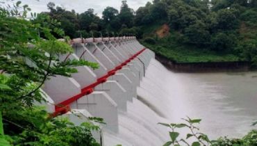 ফের খুলে দেয়া হলো কাপ্তাই বাঁধের জলকপাট