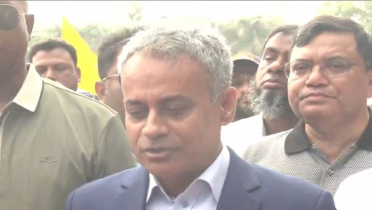 ‘সরকার উপায় না পেয়ে তেলের দাম সমন্বয় করেছে’