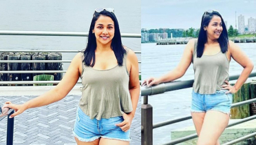 হাডসন তীরে উষ্ণতা ছড়াচ্ছেন রুনা খান