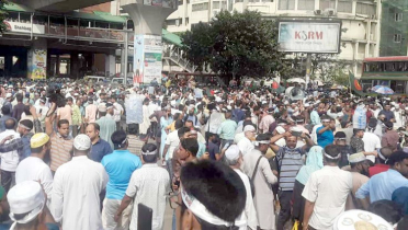 ব্যারিকেড ভেঙে শিক্ষকদের শাহবাগ ‘ব্লকেড’ 