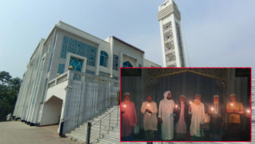 মসজিদে বিদ্যুৎ সংযোগ বিচ্ছিন্ন, মোমবাতি জ্বালিয়ে তারাবি