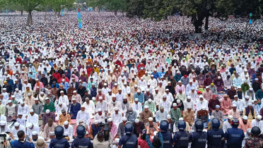 ঐতিহাসিক শোলাকিয়া ঈদগাহ ময়দানে ঈদের জামাত