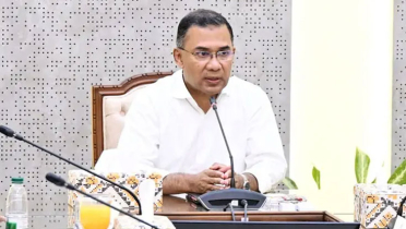 বিলবোর্ড-ব্যানারে নিজের ছবি সরানোর নির্দেশ প্রধানমন্ত্রীর