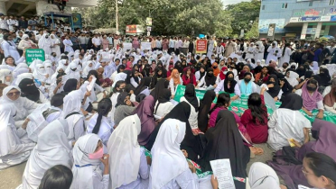 সাতরাস্তায় পলিটেকনিক শিক্ষার্থীদের সড়ক অবরোধ