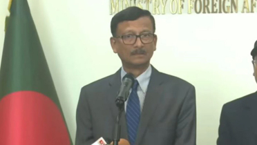 ভারতীয় কূটনীতিকদের পরিবার সরিয়ে নেয়া প্রসঙ্গে যা বললেন পররাষ্ট্র উপদেষ্টা