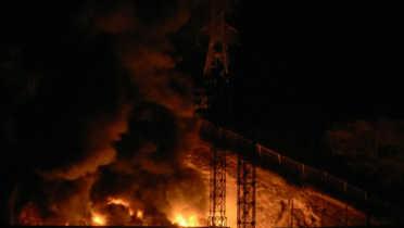 ভেনেজুয়েলায় ভয়াবহ হামলা যুক্তরাষ্ট্রের ভেনেজুয়েলায় ভয়াবহ হামলা যুক্তরাষ্ট্রের