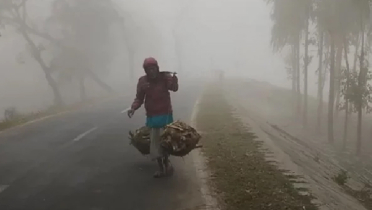 পঞ্চগড়ে টানা ৪ দিন ধরে মৃদু শৈত্যপ্রবাহ, দুর্ভোগ চরমে পঞ্চগড়ে টানা ৪ দিন ধরে মৃদু শৈত্যপ্রবাহ, দুর্ভোগ চরমে