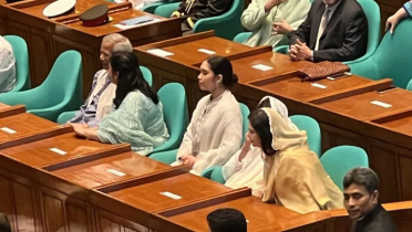 সংসদ অধিবেশনে ড. ইউনূস–সেনাপ্রধান-জাইমাসহ উপস্থিত ছিলেন যারা