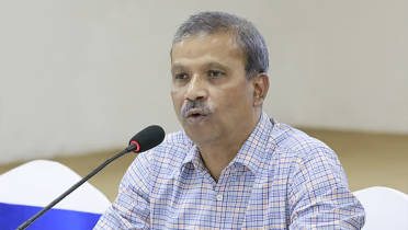 পুলিশ সংস্কারের ঘাটতির কথা স্বীকার করলেন আইন উপদেষ্টা