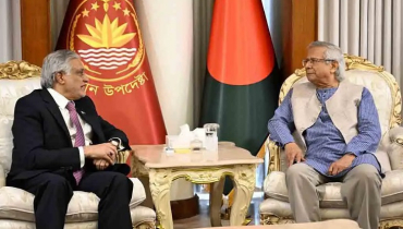 পাকিস্তান তড়িঘড়ি করে বাংলাদেশকে যে কারণে কাছে টানছে
