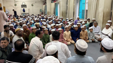 খালেদা জিয়ার আরোগ্য কামনায় দোয়া-দুস্থদের মাঝে খাবার বিতরণ খালেদা জিয়ার আরোগ্য কামনায় দোয়া-দুস্থদের মাঝে খাবার বিতরণ