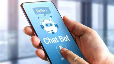 এআই চ্যাটবটকে তথ্য দিলেই বড় বিপদ, জানুন কারণ