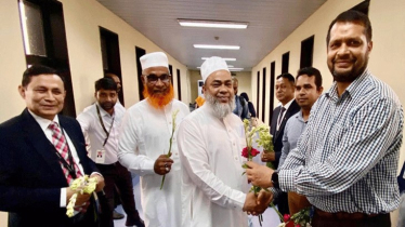 চট্টগ্রামে প্রথম ফিরতি ফ্লাইটে ফিরলেন ৪১৩ হজযাত্রী