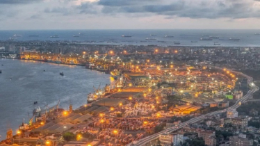 চট্টগ্রাম বন্দরে অচলাবস্থা: প্রধান উপদেষ্টার হস্তক্ষেপ চান ব্যবসায়ী নেতারা