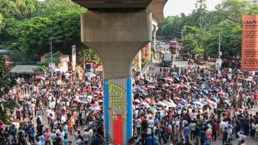 বুয়েট শিক্ষার্থীদের শাহবাগ অবরোধ